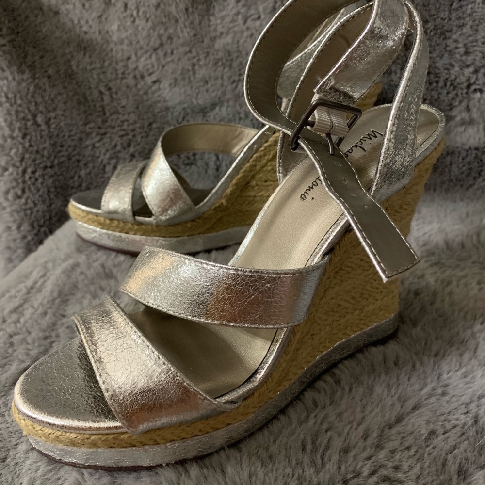 Silver wedges, size 7
